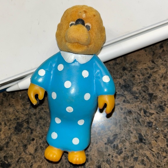 Vintage Bernstain Bears Mama Bear 1986 McDonald's Happy Meal Toy - Picture 3 of 10